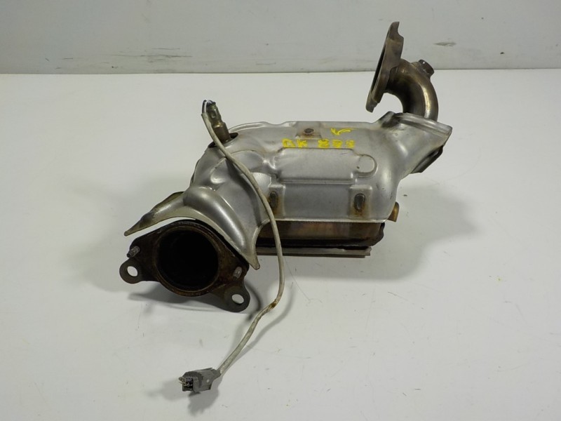 Recambio de catalizador para renault megane iii berlina 5 p 1.2 16v referencia OEM IAM 208A02104R 208AD2104R 