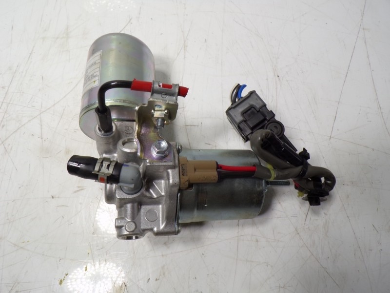 Recambio de bomba freno para toyota c-hr 132 kw referencia OEM IAM 4707012040 4707012030 3102056001