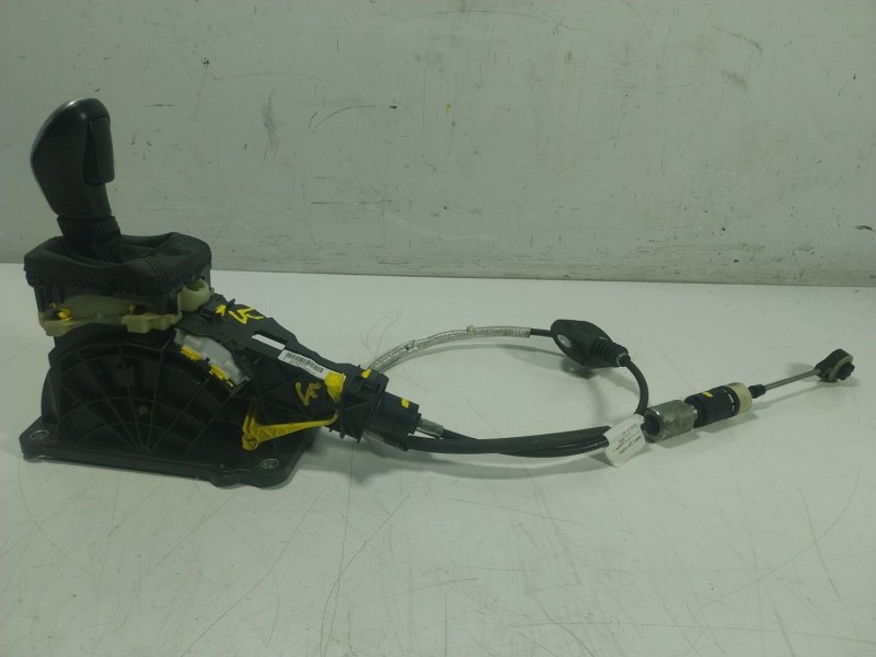 Recambio de palanca cambio para volvo v60 ii (225) b4 mild-hybrid referencia OEM IAM 31367486 31437815 