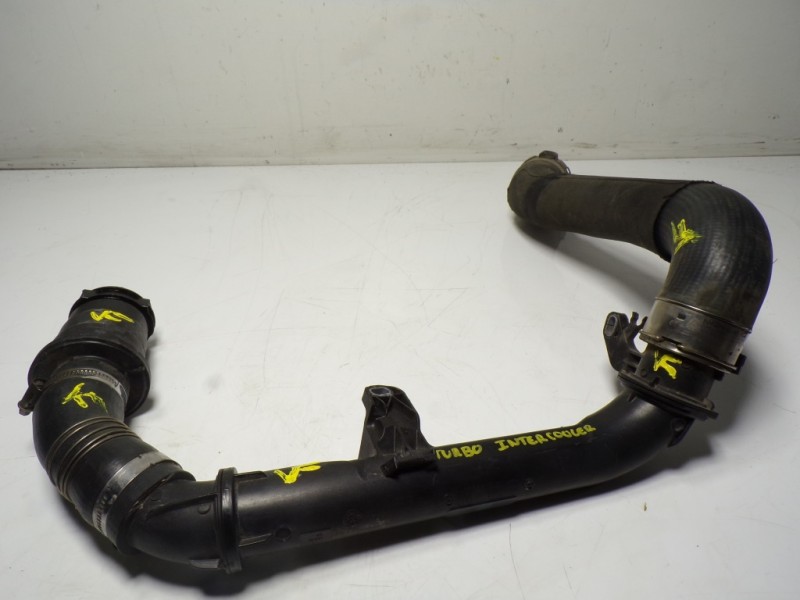 Recambio de tubo intercooler para renault kadjar 1.6 dci diesel fap energy referencia OEM IAM 144604EB1C 144604EB0C 144634EB0C