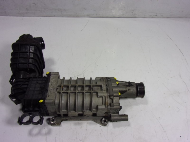 Recambio de compresor volumetrico para volkswagen golf vi (5k1) sport referencia OEM IAM   