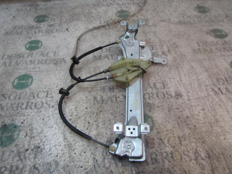 Recambio de elevalunas trasero derecho para renault megane iii berlina 5 p dynamique referencia OEM IAM 827200003R  