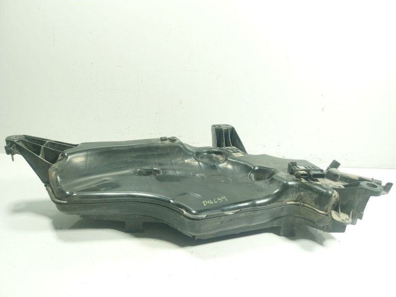 Recambio de deposito aditivo para audi a3 sportback (8va, 8vf) 1.6 tdi referencia OEM IAM 5Q0131877R 5Q0131969E 