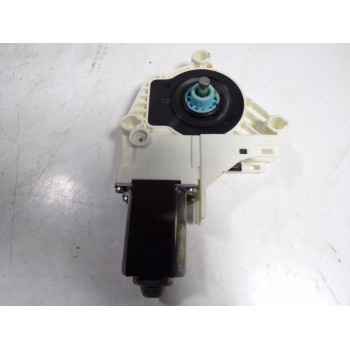 MOTOR ELEVALUNAS DELANTERO DERECHO 8K0837462A 8K0959802A 1101A66633110