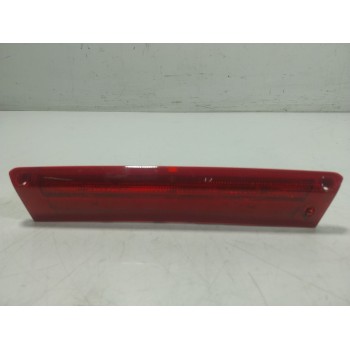 PILOTO TRASERO CENTRAL 2085739 8A6113A613AG 