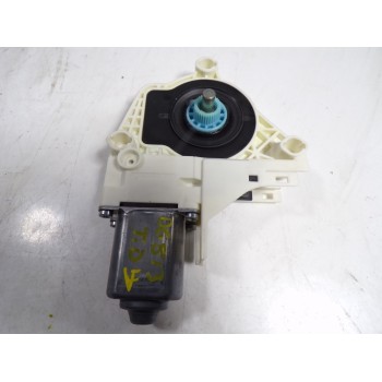 MOTOR ELEVALUNAS TRASERO DERECHO 8K0959812A 8K0959812A 1101919813201