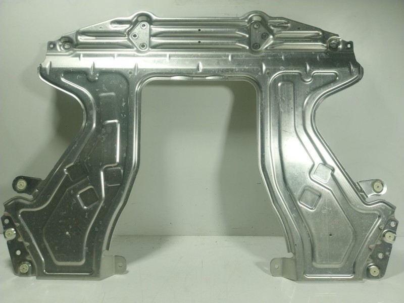 Recambio de cubrecarter para bmw 8 coupé (g15, f92) 840 i xdrive referencia OEM IAM 33306887415 688741502 