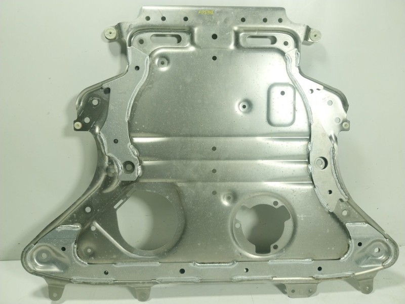 Recambio de cubrecarter para bmw 8 coupé (g15, f92) 840 i xdrive referencia OEM IAM 31106887546 6887546 