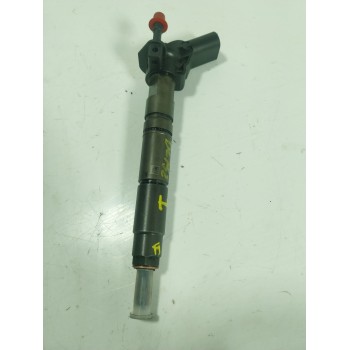 INYECTOR A6420700587 A6420700587 