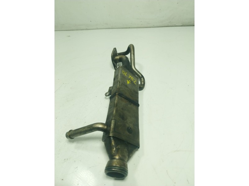 Recambio de enfriador egr para mercedes-benz clase cls (w219) 3.0 cdi cat referencia OEM IAM A6421400775  