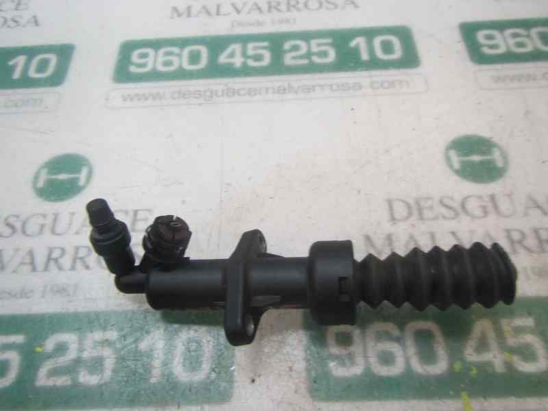 Recambio de bombin embrague para peugeot 308 1.6 16v hdi fap referencia OEM IAM 218295  