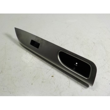 MANDO ELEVALUNAS DELANTERO DERECHO 254114LA0A 