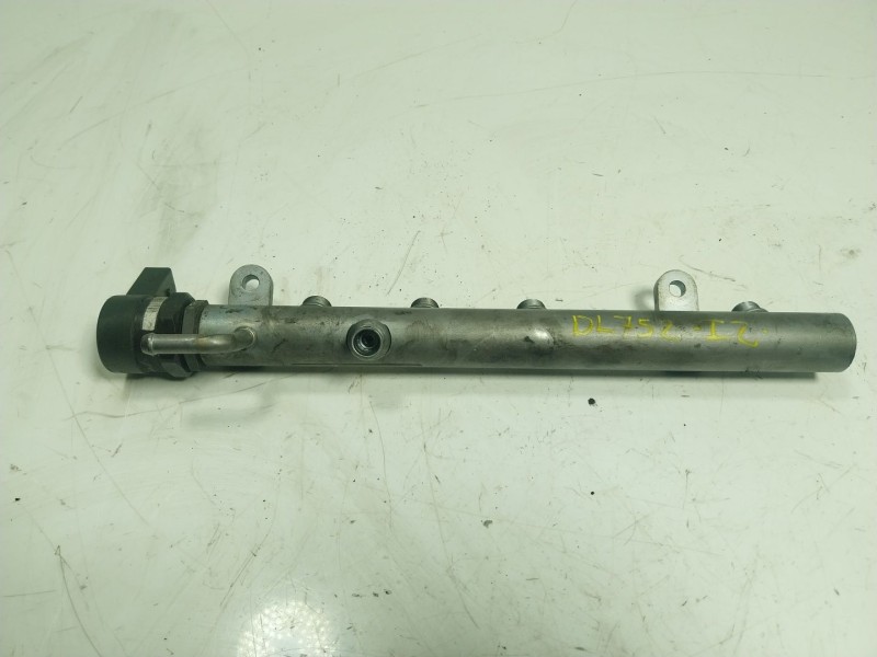 Recambio de rampa inyectora para mercedes-benz clase cls (w219) 3.0 cdi cat referencia OEM IAM A6420700495 A6420700495 