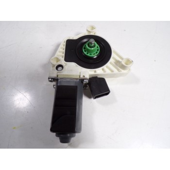 MOTOR ELEVALUNAS TRASERO IZQUIERDO A2078200642 A61041112 