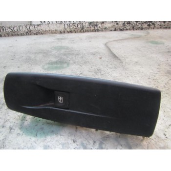 MANDO ELEVALUNAS DELANTERO DERECHO 809600750R 