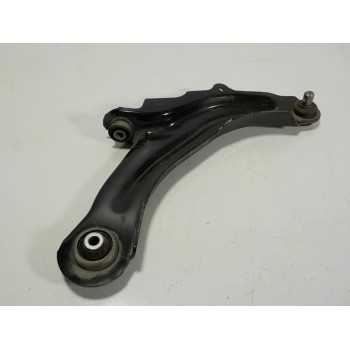 BRAZO SUSPENSION INFERIOR DELANTERO DERECHO 545047954R 