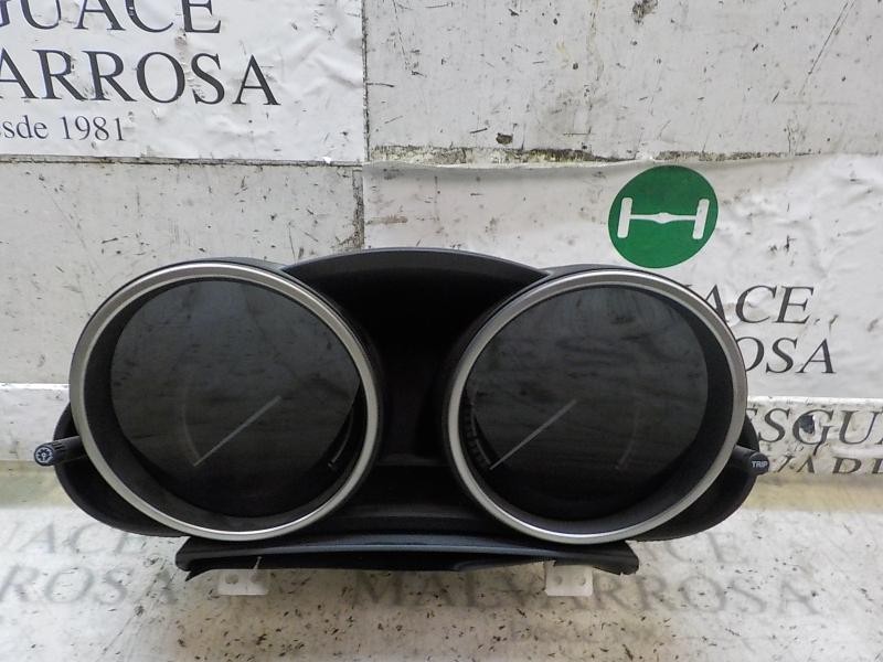 Recambio de cuadro instrumentos para mazda 3 lim. (bl) 2.2 turbodiesel cat referencia OEM IAM BDA555471G  