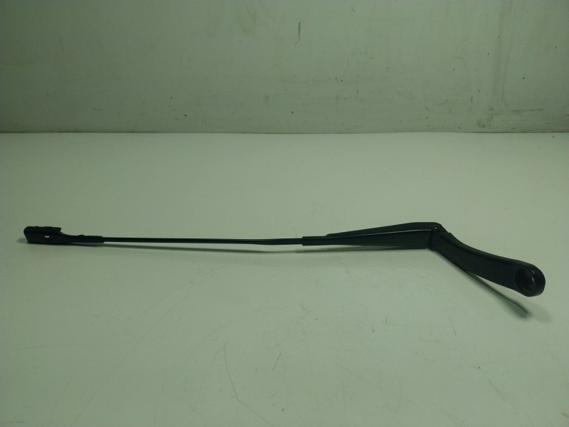 Recambio de brazo limpia delantero derecho para porsche macan (95b) 2.0 (95bau1) referencia OEM IAM 95B955408  