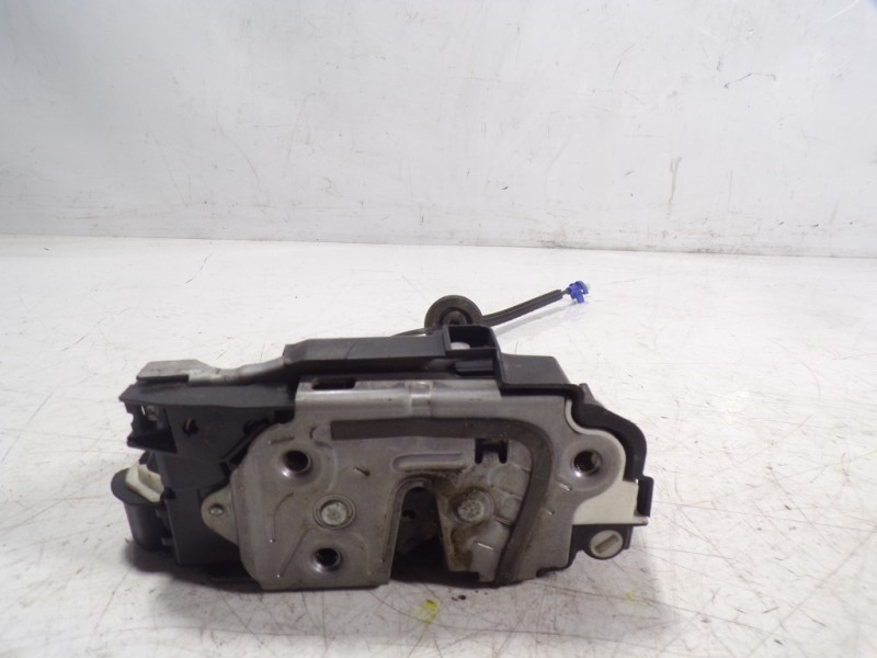 Recambio de cerradura puerta trasera izquierda para seat leon (5f1) fr referencia OEM IAM 5K4839015AF 5K4839015AF 