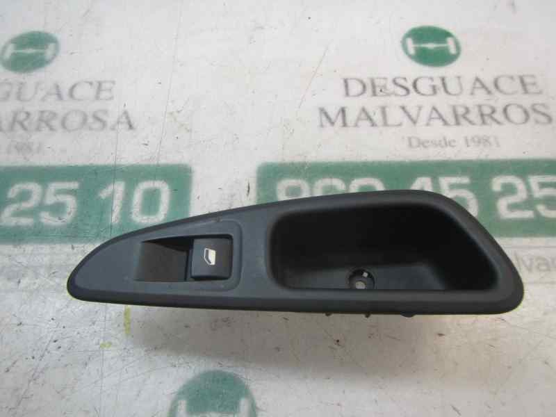 Recambio de mando elevalunas trasero izquierdo para peugeot 308 1.6 16v hdi fap referencia OEM IAM 649031  