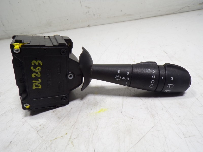 Recambio de mando limpia para renault captur 1.3 tce referencia OEM IAM 8201168016 255676085R 