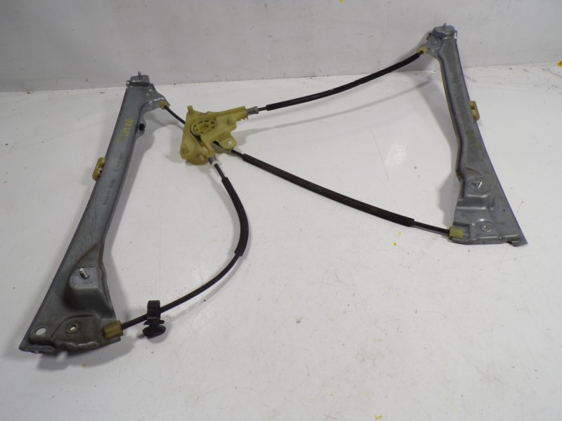 Recambio de elevalunas delantero derecho para renault laguna iii 2.0 dci diesel fap energy referencia OEM IAM 807000002R 8070000