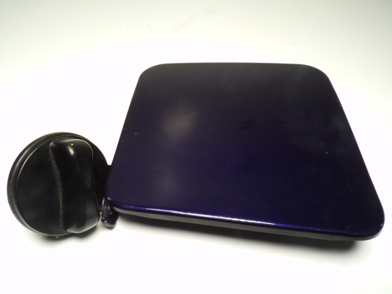 Recambio de tapa combustible para nissan pulsar (c13) 1.5 turbodiesel cat referencia OEM IAM G88303ZLMA  