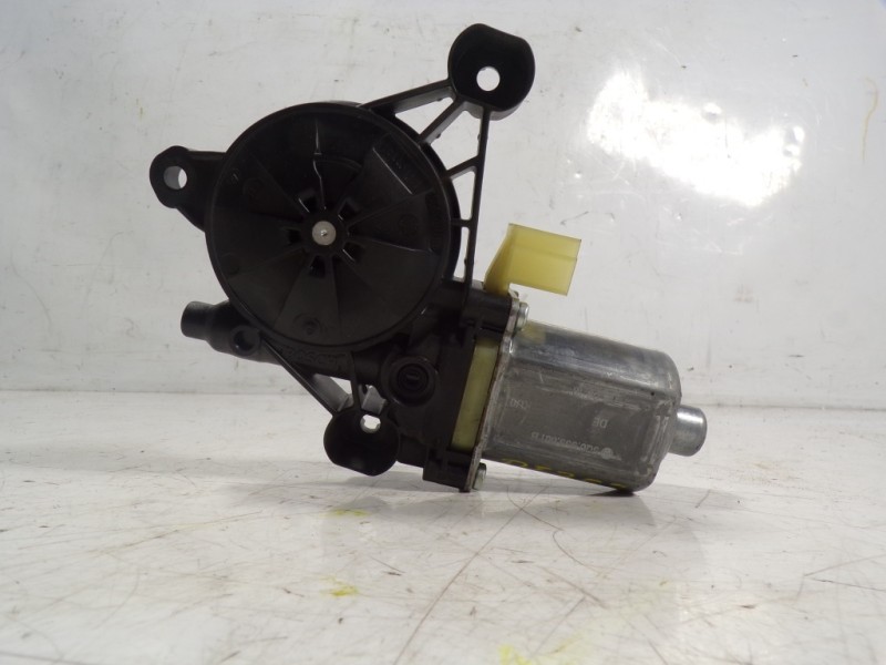 Recambio de motor elevalunas delantero izquierdo para seat leon (5f1) fr referencia OEM IAM 5Q0959801B 5Q0959801B 