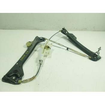 ELEVALUNAS DELANTERO DERECHO A1177209900 