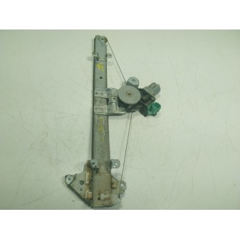 ELEVALUNAS DELANTERO IZQUIERDO 807213NA7A 