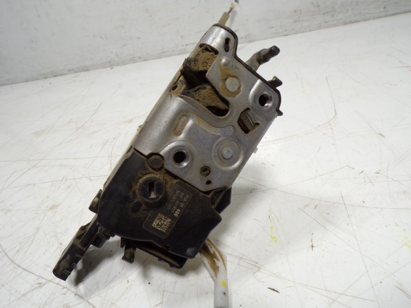 Recambio de cerradura puerta delantera derecha para peugeot partner tepee b9 1.6 16v hdi referencia OEM IAM 9135EA  