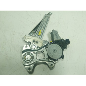 ELEVALUNAS TRASERO DERECHO 827201KA1C 