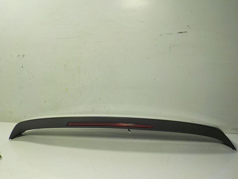 Recambio de aleron trasero para volkswagen t-roc (a11, d11) 1.0 tsi referencia OEM IAM 2GA827936BGRU  2GA827936B