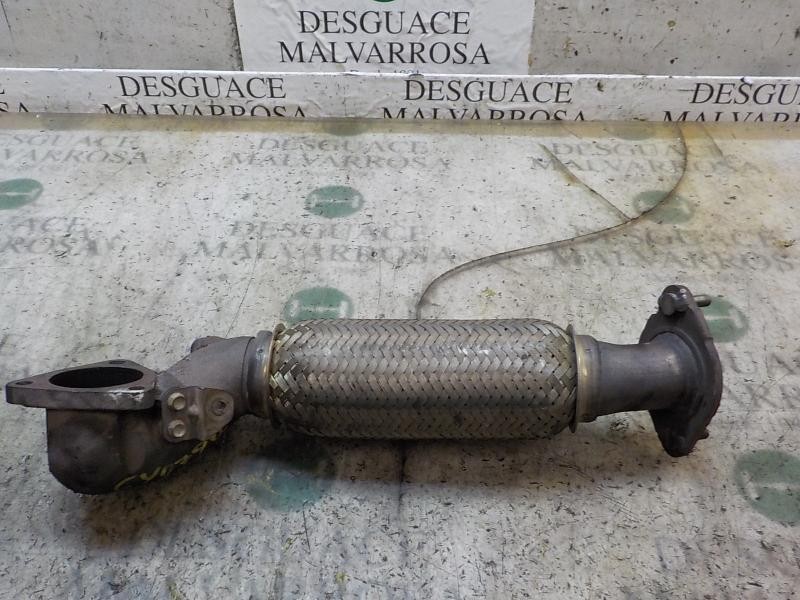 Recambio de salida colector para mazda 3 lim. (bl) 2.2 turbodiesel cat referencia OEM IAM R2P440500  