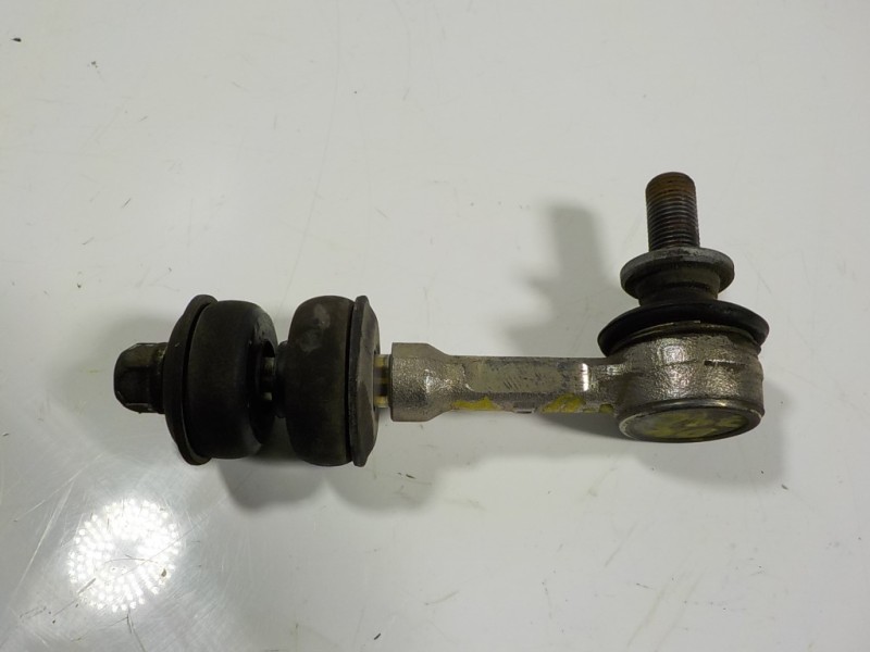 Recambio de tirante trasero derecho para lexus ct 200h referencia OEM IAM 4883012070  