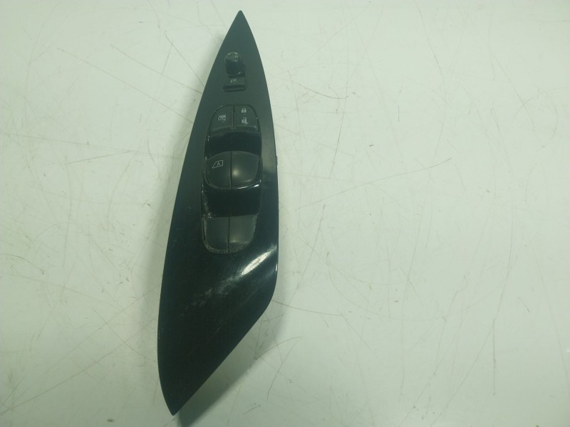 Recambio de mando elevalunas delantero izquierdo para nissan leaf (ze1) electric referencia OEM IAM 254015SH0A  