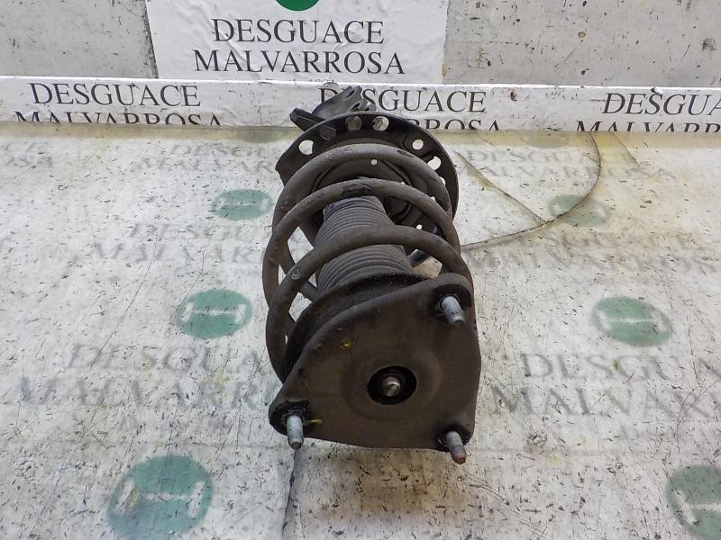 Recambio de amortiguador delantero izquierdo para hyundai i30 1.4 cat referencia OEM IAM 546512R250  
