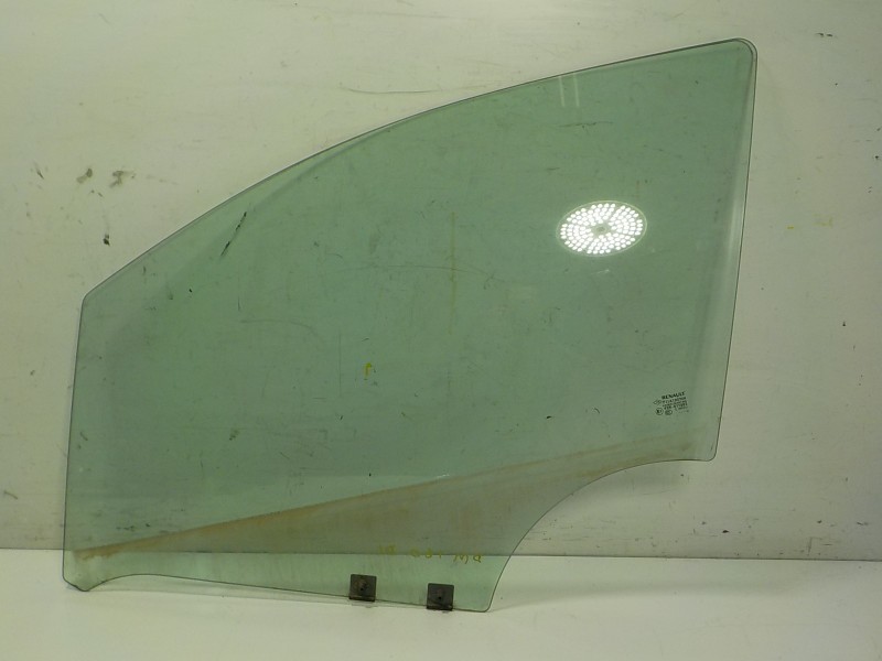 Recambio de cristal puerta delantero izquierdo para renault captur 0.9 tce referencia OEM IAM 803011573R  
