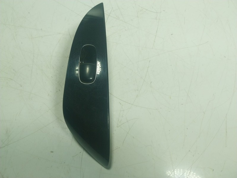 Recambio de mando elevalunas trasero derecho para nissan leaf (ze1) electric referencia OEM IAM 254111KL5A 829603NL0A 