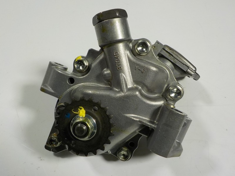 Recambio de bomba aceite para lexus ct 200h referencia OEM IAM 1510037040 37040 