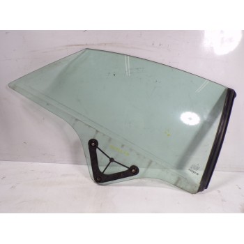 CRISTAL PUERTA TRASERO DERECHO A2076700210 