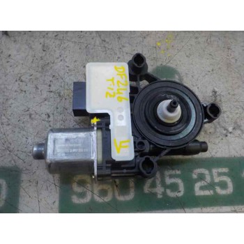 MOTOR ELEVALUNAS TRASERO IZQUIERDO 5Q0959407 5Q0959407 0130822695