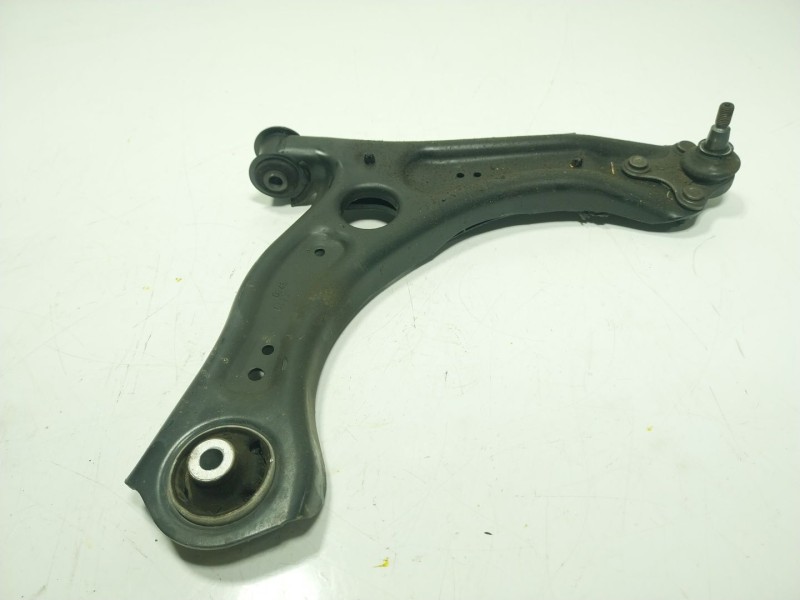 Recambio de brazo suspension inferior delantero derecho para audi a1 sportback (gba) 25 tfsi referencia OEM IAM 2Q0407152D  