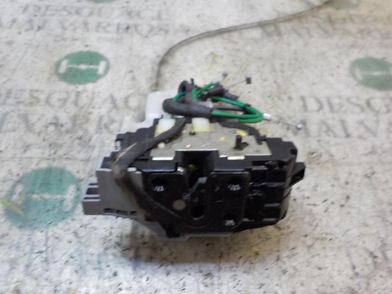 Recambio de cerradura puerta trasera izquierda para hyundai i30 1.4 cat referencia OEM IAM 813102L020  