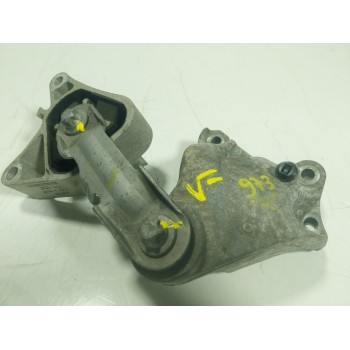 SOPORTE MOTOR DERECHO A2462400809 A2462400809 