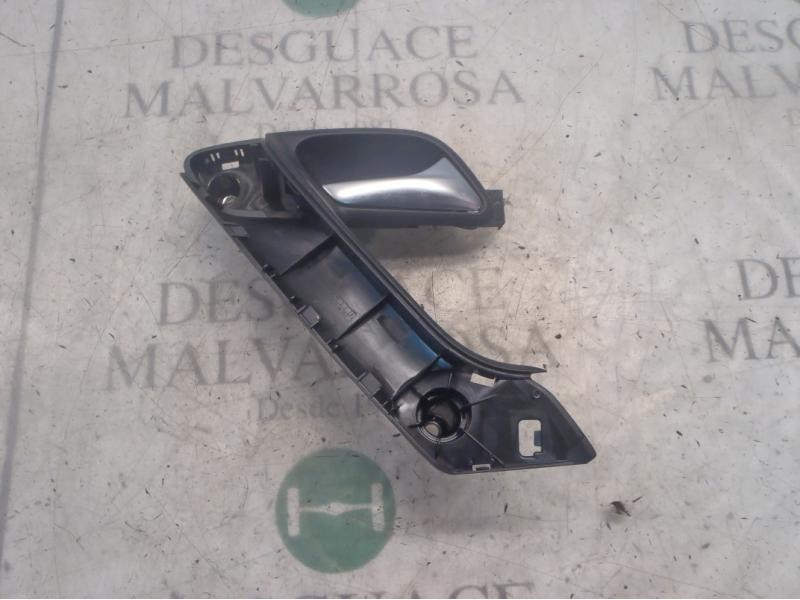 Recambio de maneta interior trasera derecha para volkswagen polo (6r1) 1.2 tsi referencia OEM IAM 6R0867180KTLL  