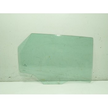 CRISTAL PUERTA TRASERO DERECHO 82G845206B 