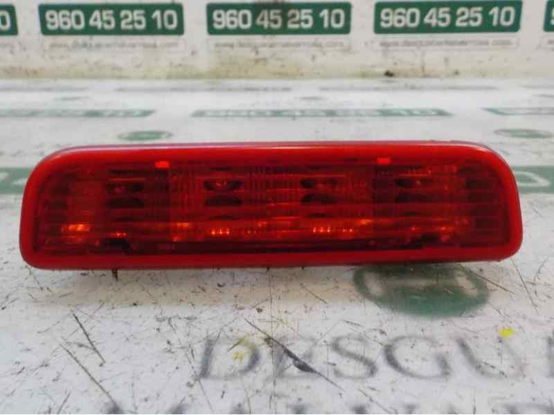 Recambio de piloto trasero central para fiat fiorino 1.3 16v jtd cat referencia OEM IAM   