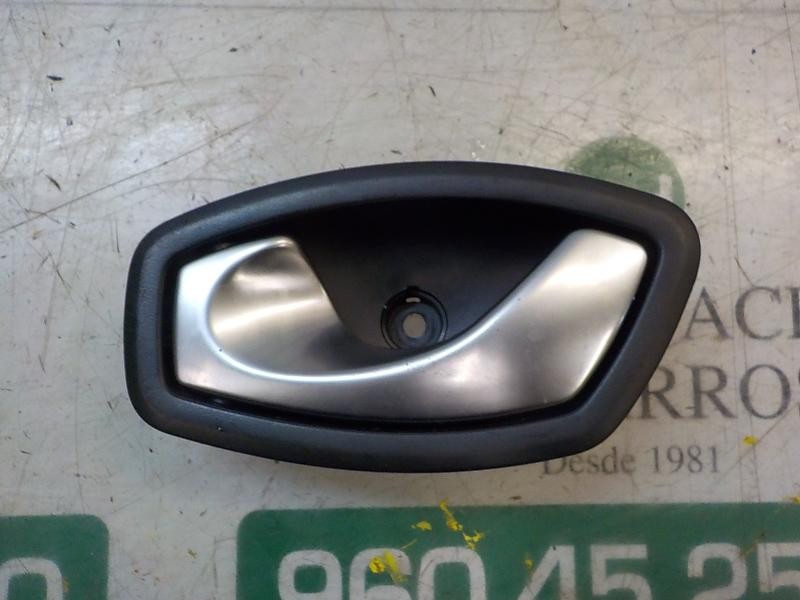 Recambio de maneta interior delantera izquierda para renault clio iv societé referencia OEM IAM 826730001R  
