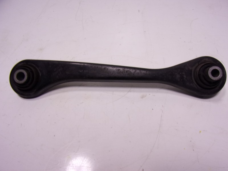 Recambio de brazo suspension inferior trasero izquierdo para volkswagen golf v berlina (1k1) r32 referencia OEM IAM 1K0501529F  